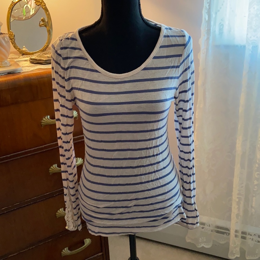 Long sleeve top